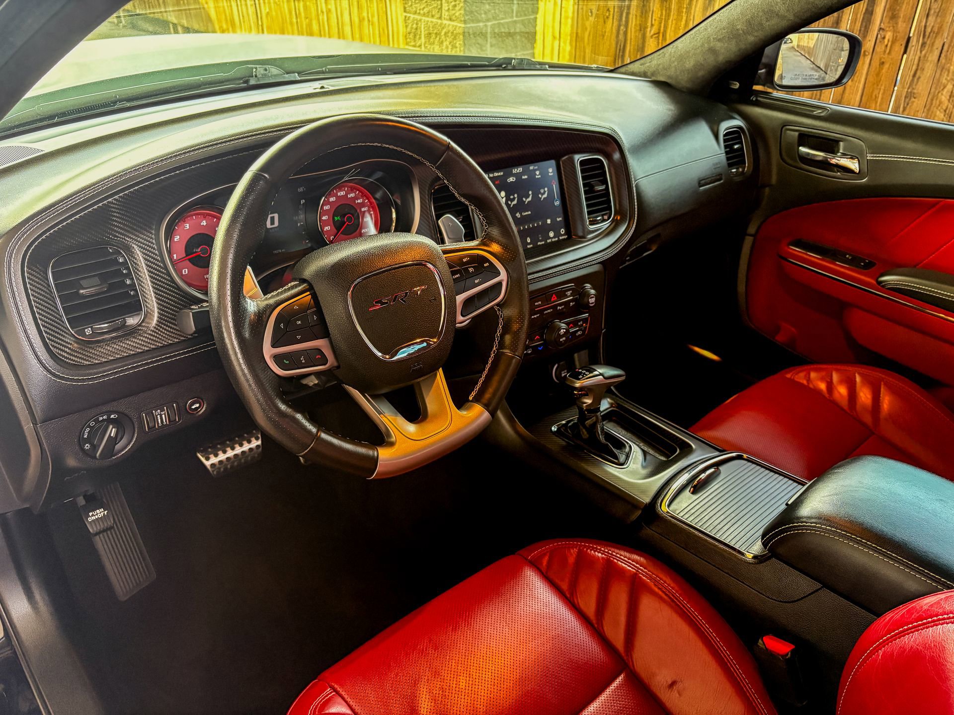 Used 2022 Dodge Charger SRT Hellcat w/ Carbon/Suede Interior Package RWD image 8