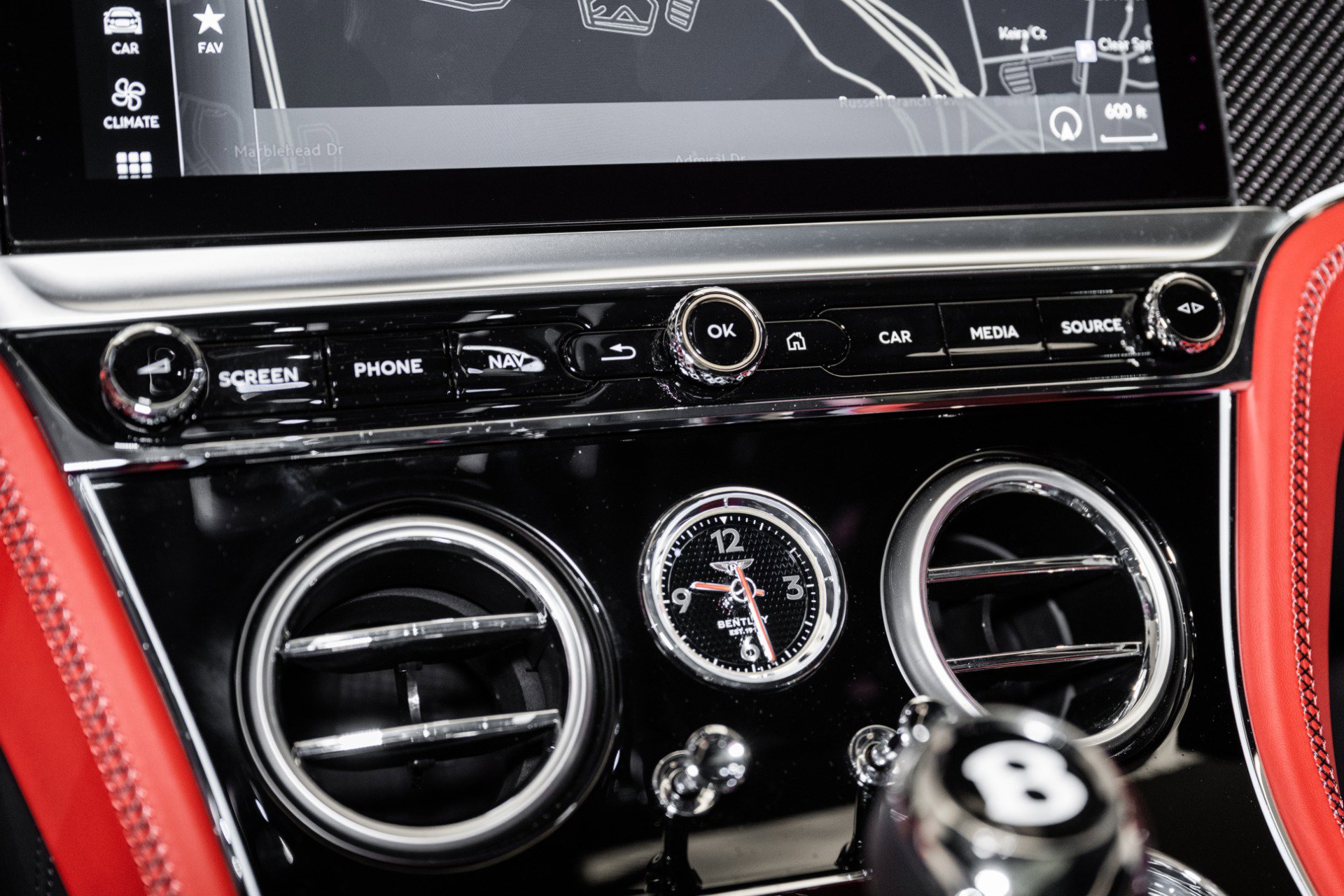 Used 2024 Bentley Continental GT V8 image 29