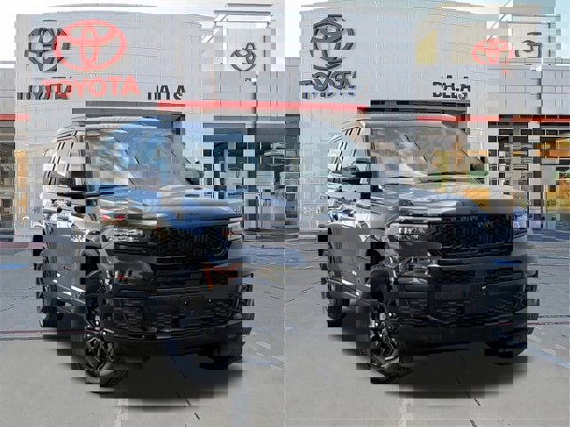 Used 2024 Jeep Grand Cherokee L Altitude image 1