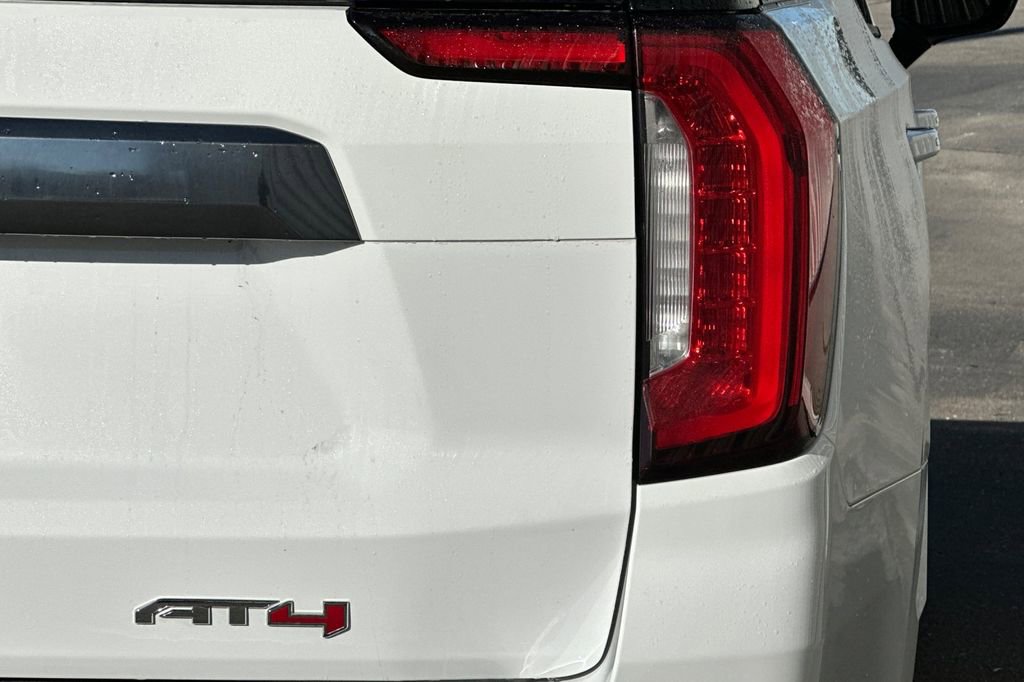 Used 2022 GMC Yukon AT4 image 29