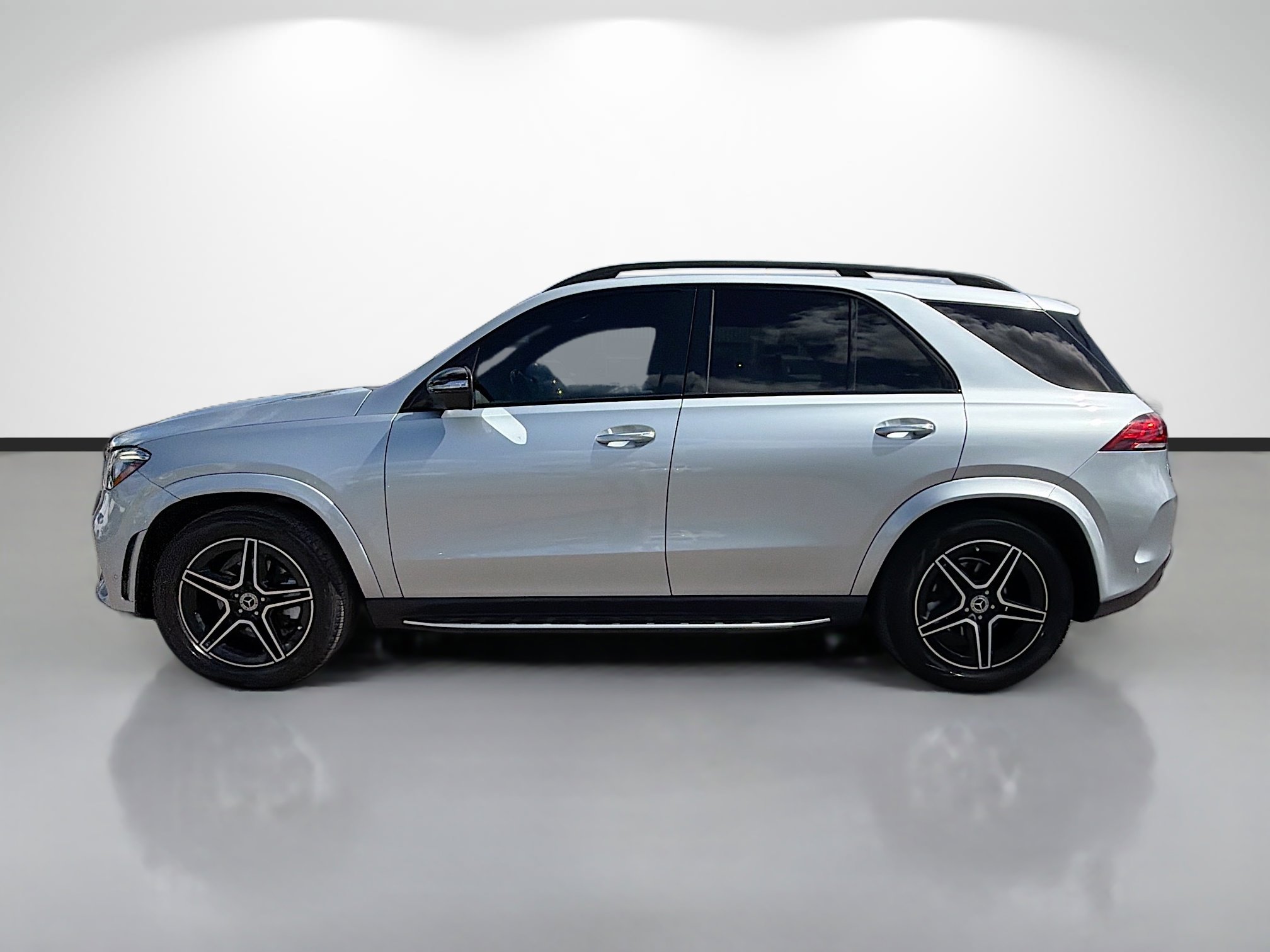Used 2022 Mercedes-Benz GLE 350 image 6