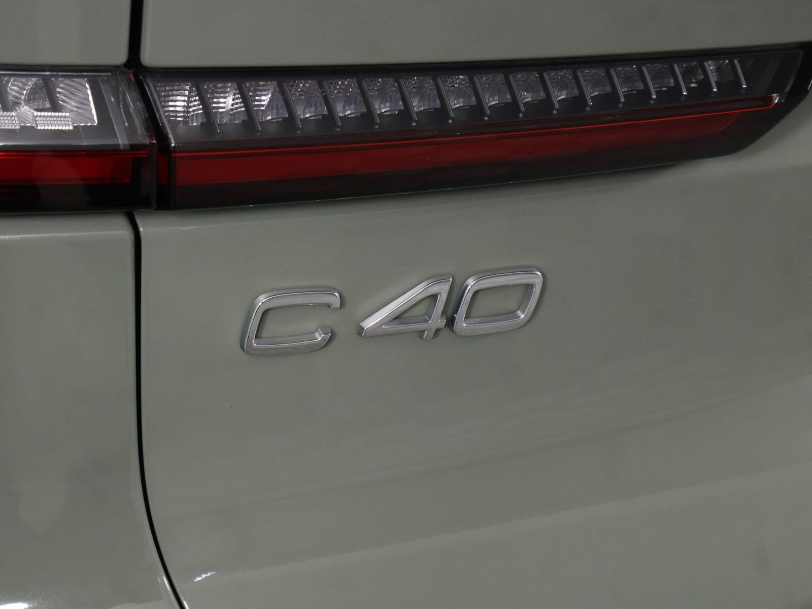Certified 2023 Volvo C40 P8 Recharge Plus AWD/4WD image 19