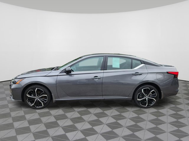 Certified 2025 Nissan Altima 2.5 SR AWD/4WD image 5