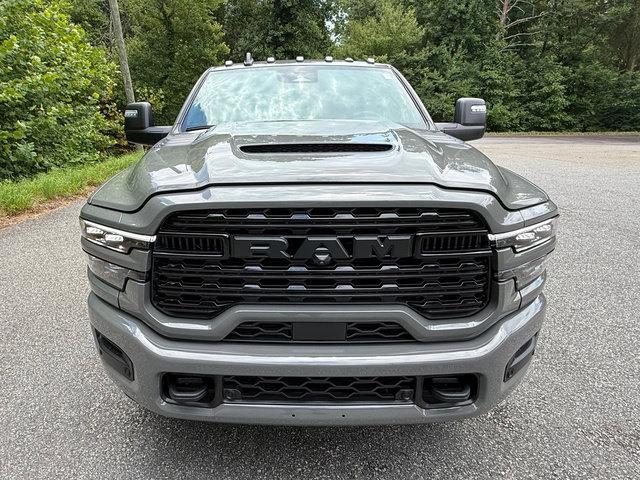 New 2026 RAM 3500 Limited AWD/4WD image 4