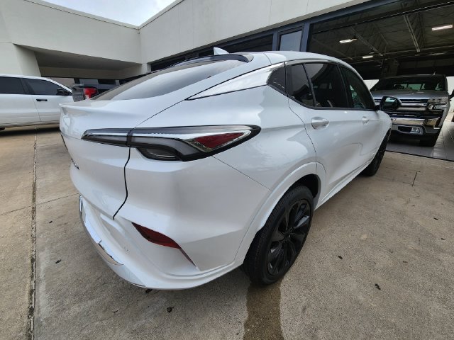 Used 2026 Buick Envista Avenir FWD image 4