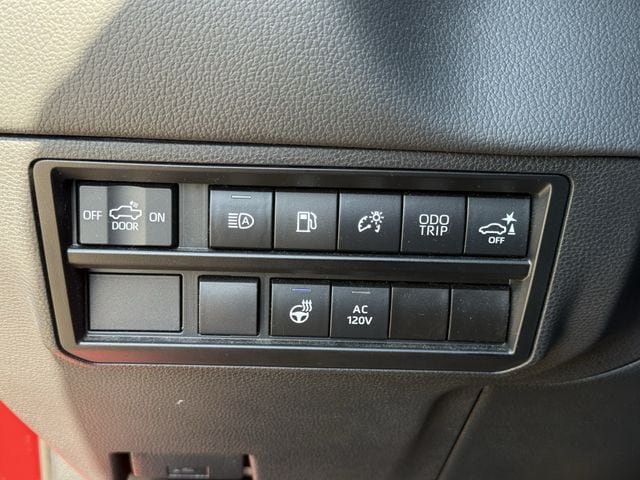 Used 2024 Toyota Tundra Limited RWD image 27