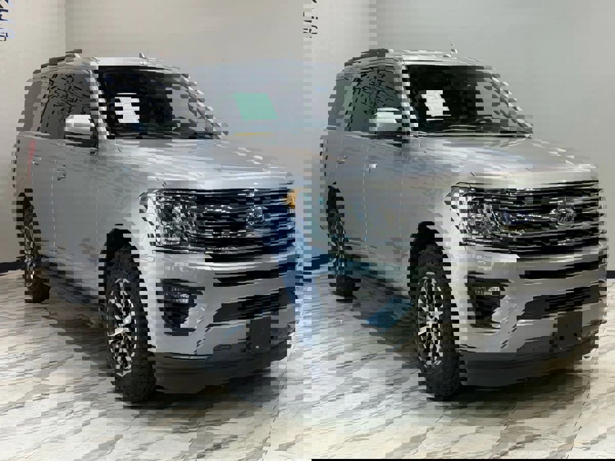 Used 2020 Ford Expedition XLT image 4