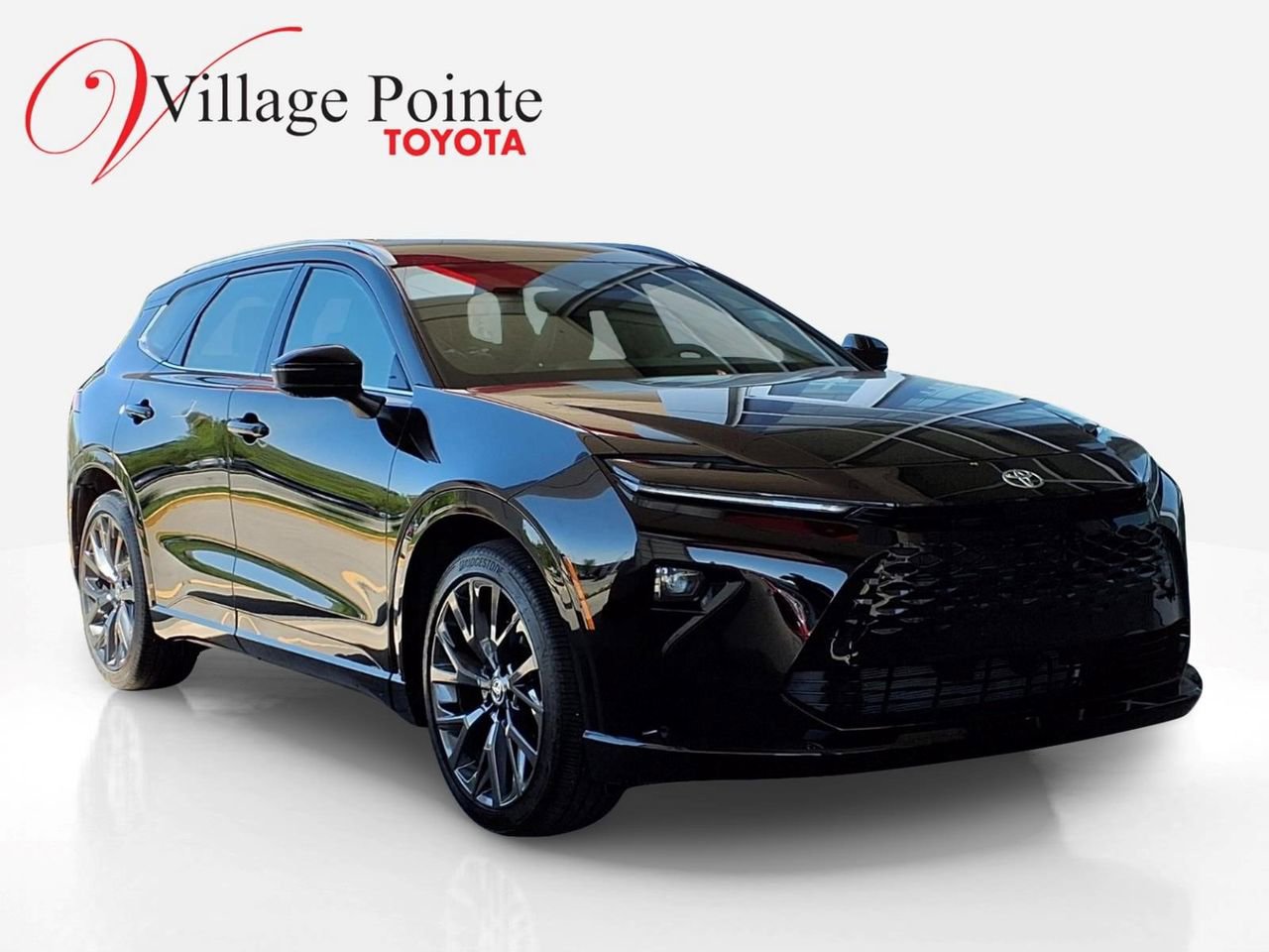 Certified 2025 Toyota Crown Signia w/ Advanced Technology Package image 9