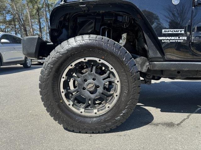 Used 2013 Jeep Wrangler Unlimited Sport image 10