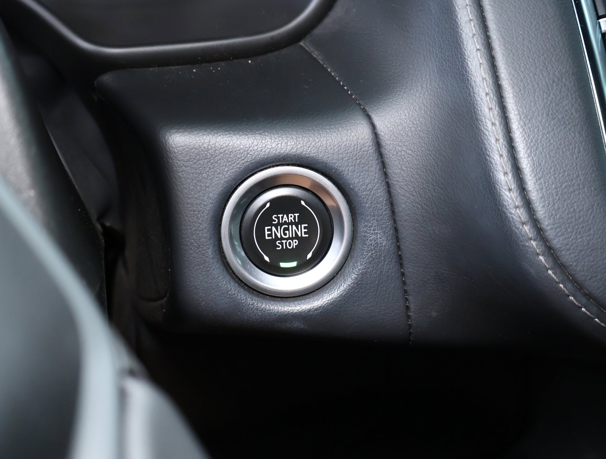 Used 2022 Chevrolet Tahoe LT w/ Luxury Package image 19