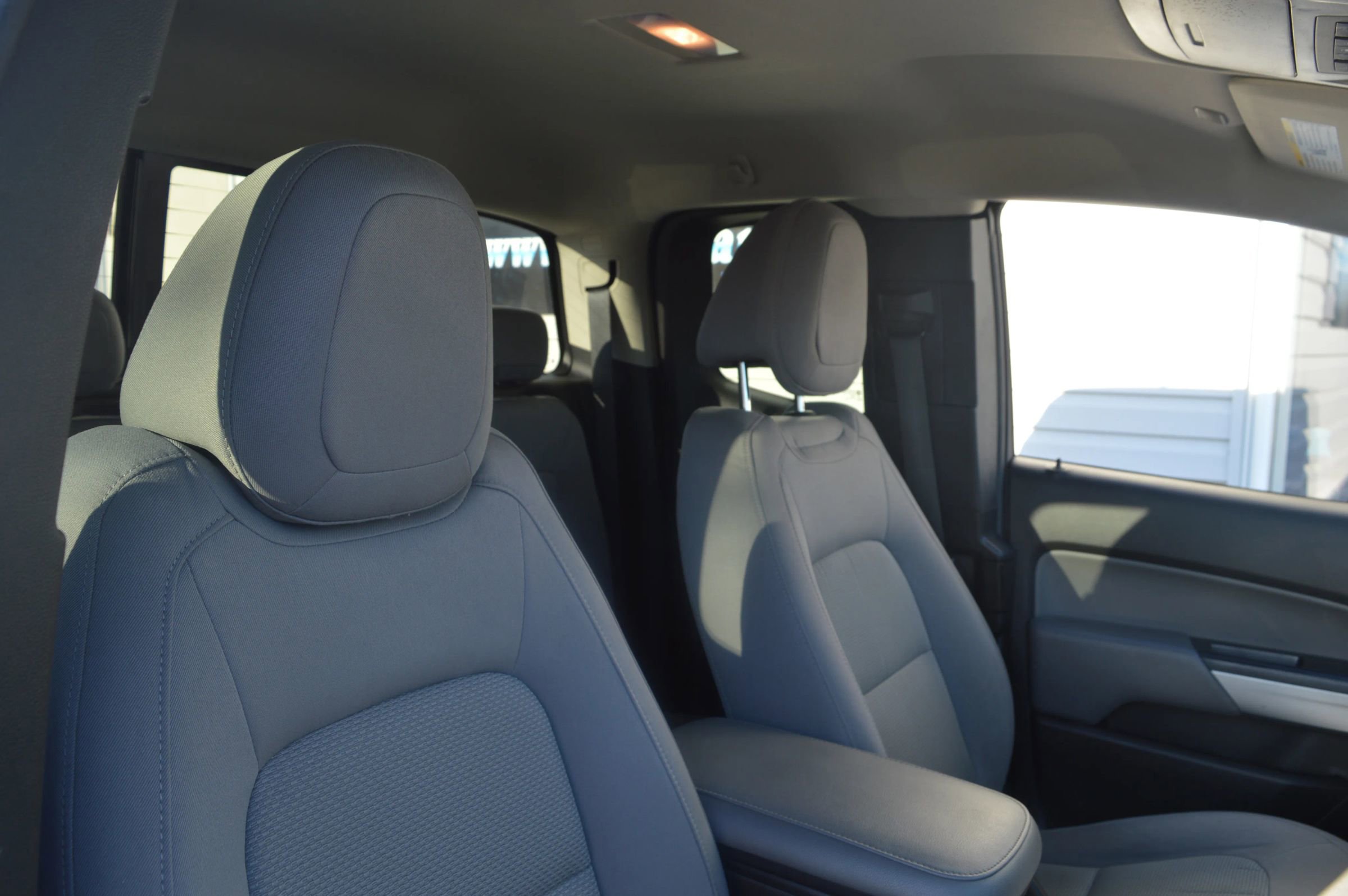 Used 2018 Chevrolet Colorado LT w/ LT Convenience Package image 20