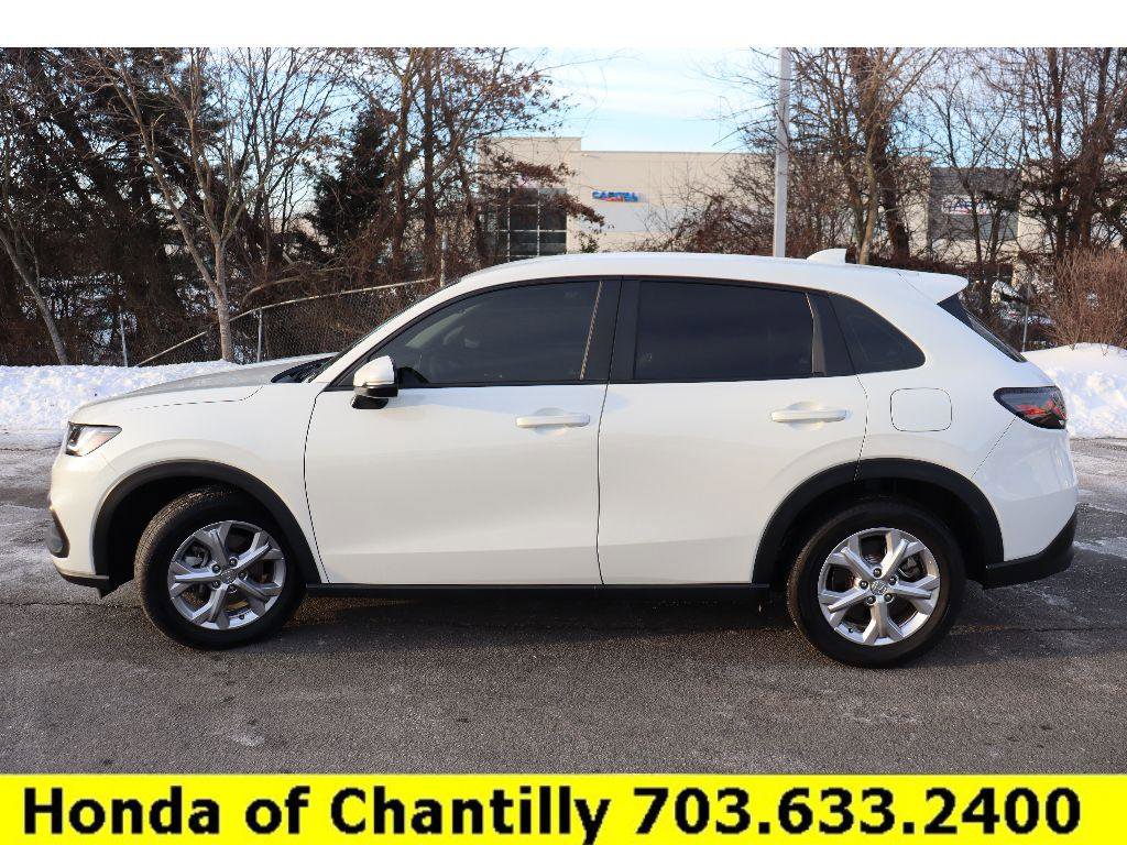 Certified 2024 Honda HR-V LX image 4