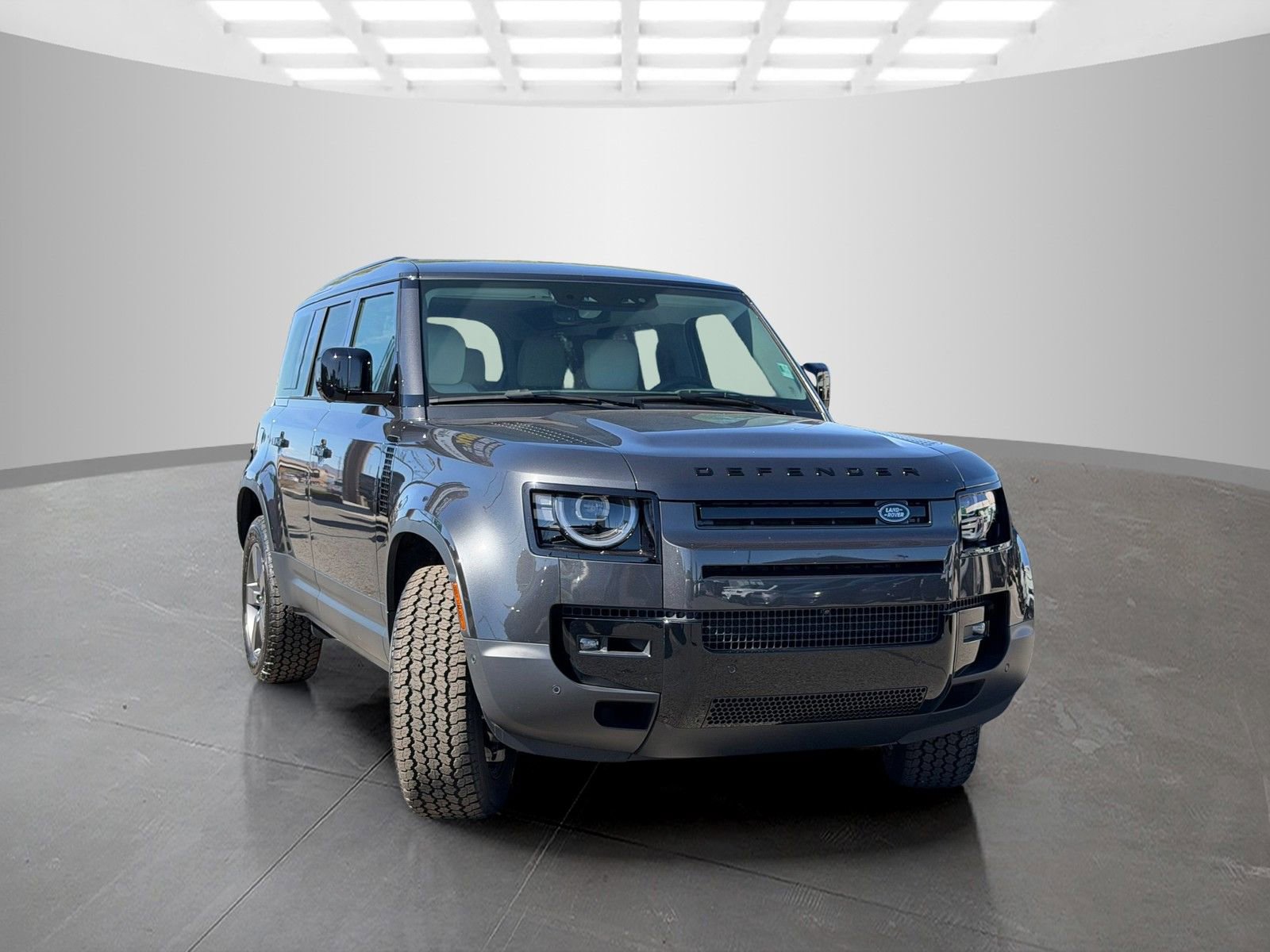 New 2026 Land Rover Defender 110 S AWD/4WD image 3