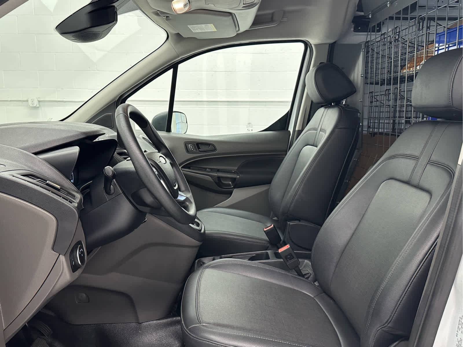 Used 2022 Ford Transit Connect XL image 11
