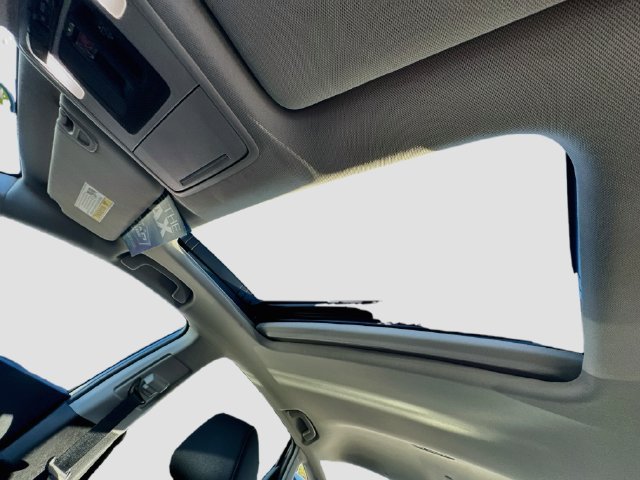 Certified 2024 Honda Accord EX image 25