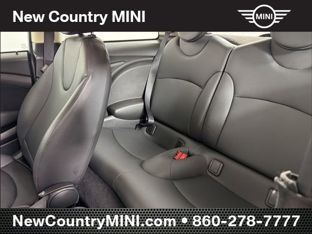 Used 2013 MINI Cooper Hardtop image 16