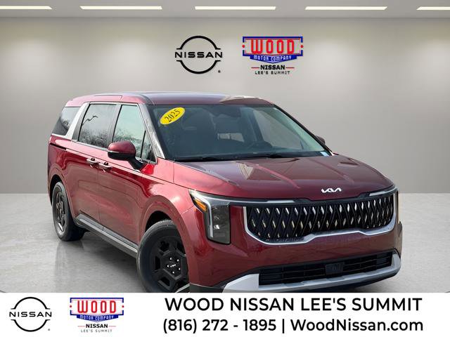 Used 2025 Kia Carnival