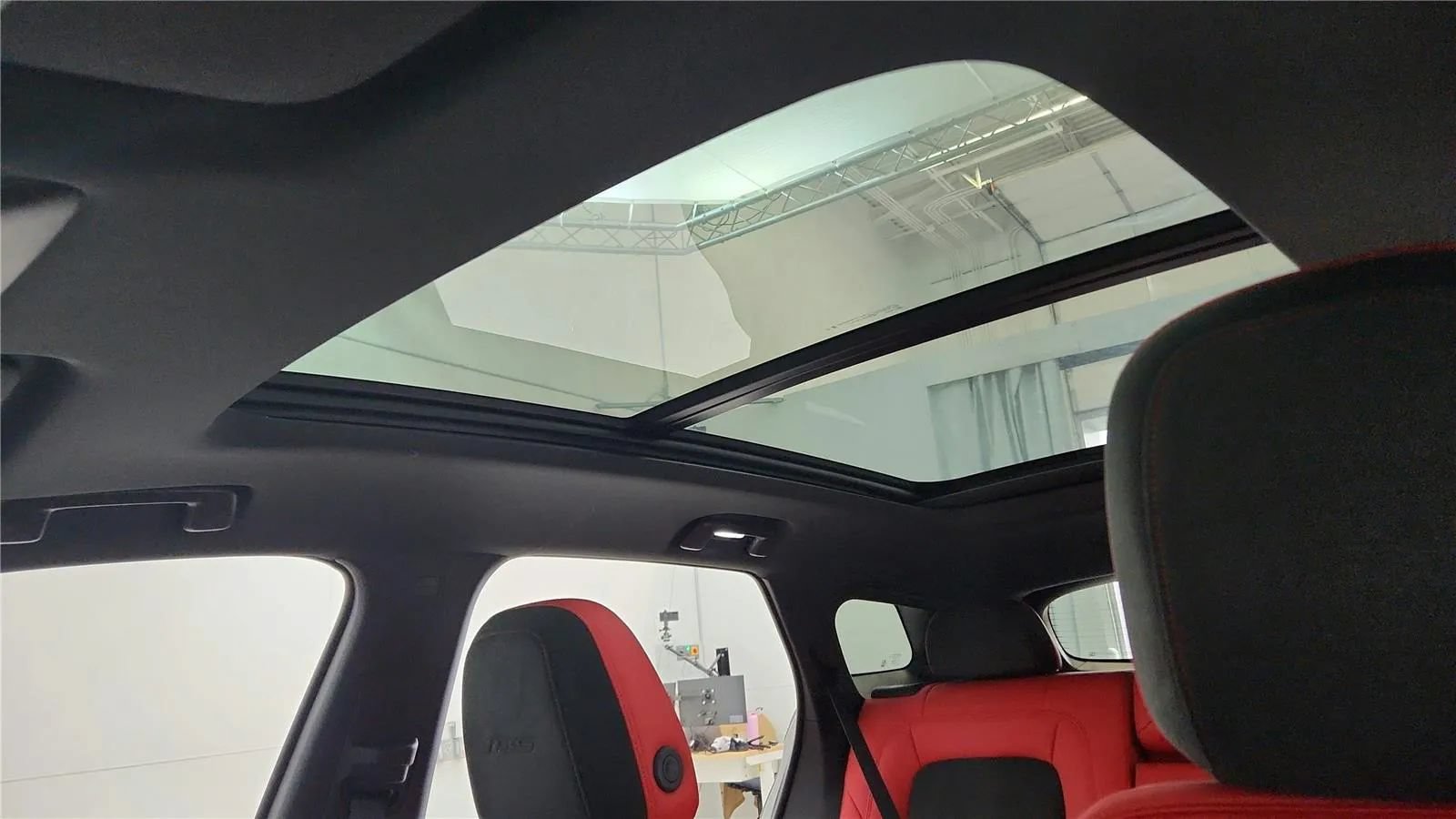 New 2025 Chevrolet Blazer EV RS RWD image 38