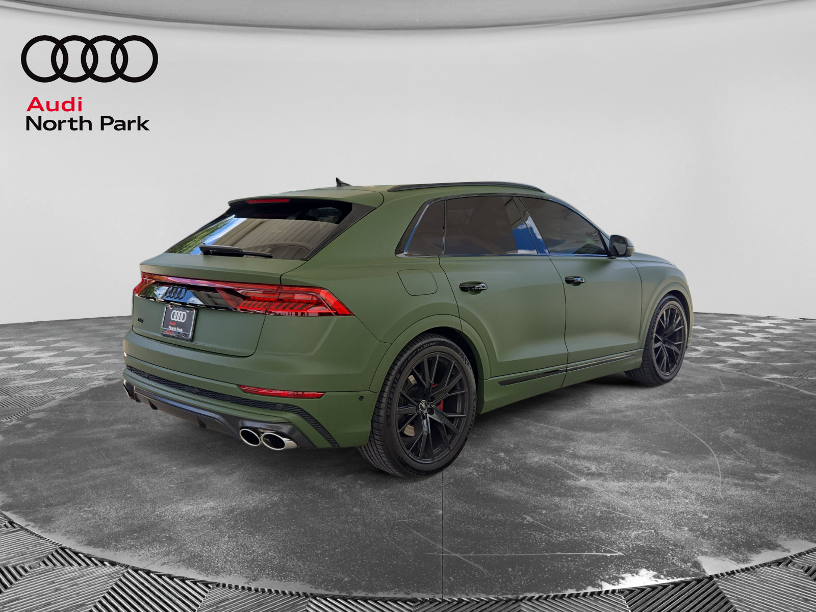 Used 2023 Audi SQ8 Prestige w/ Prestige Package AWD/4WD image 5