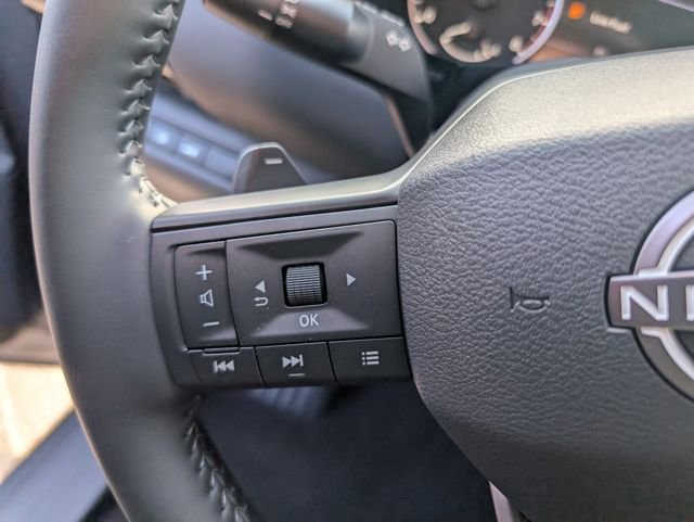 New 2026 Nissan Pathfinder SV image 18