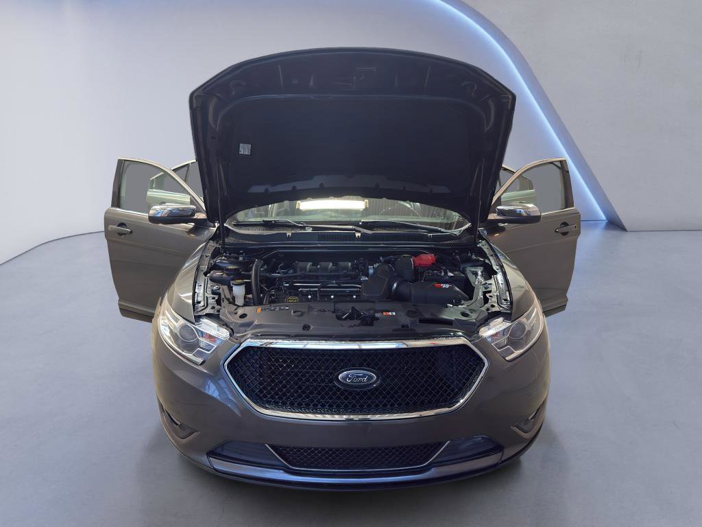 Used 2017 Ford Taurus Limited FWD image 8