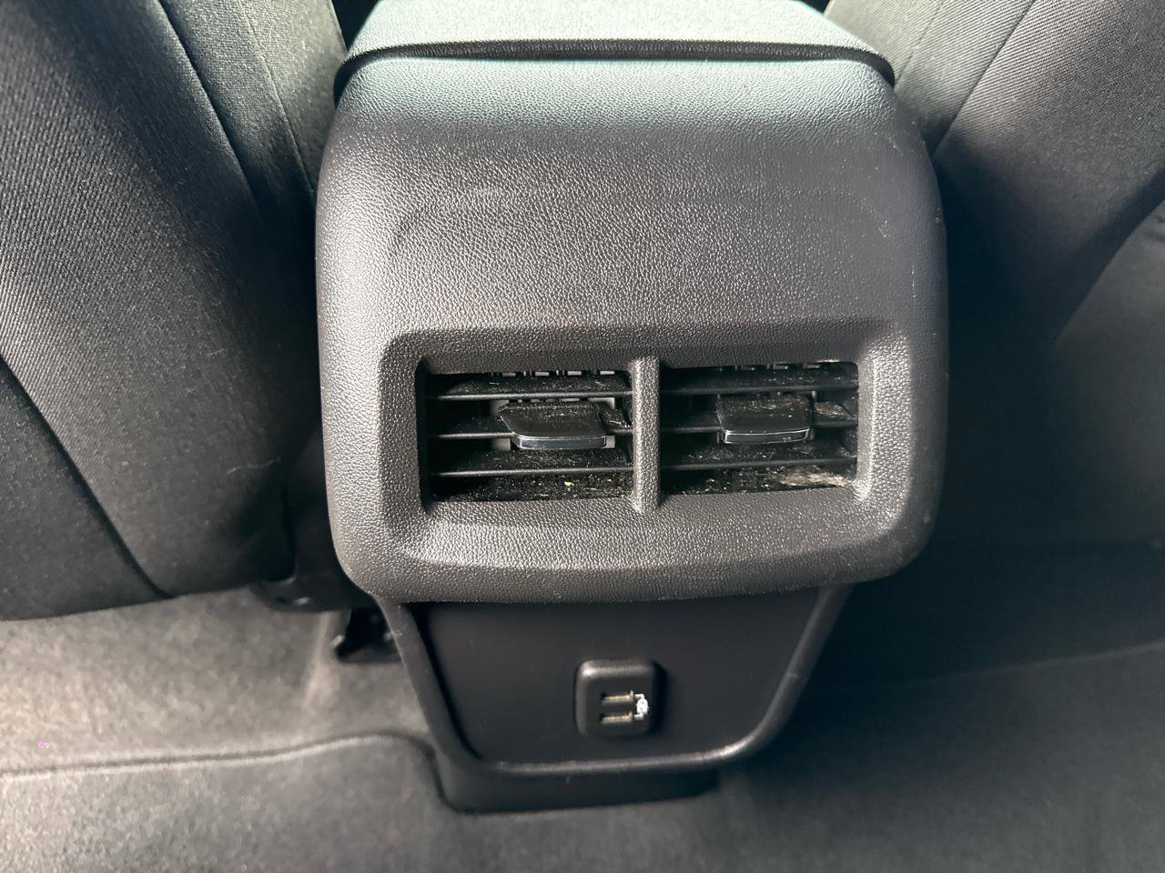 Used 2021 Chevrolet Equinox LT FWD image 20