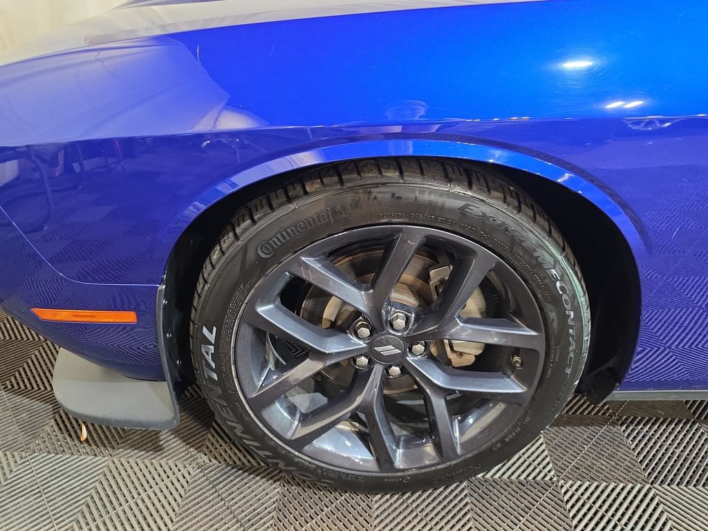 Used 2022 Dodge Challenger GT w/ Driver Convenience Group RWD image 18