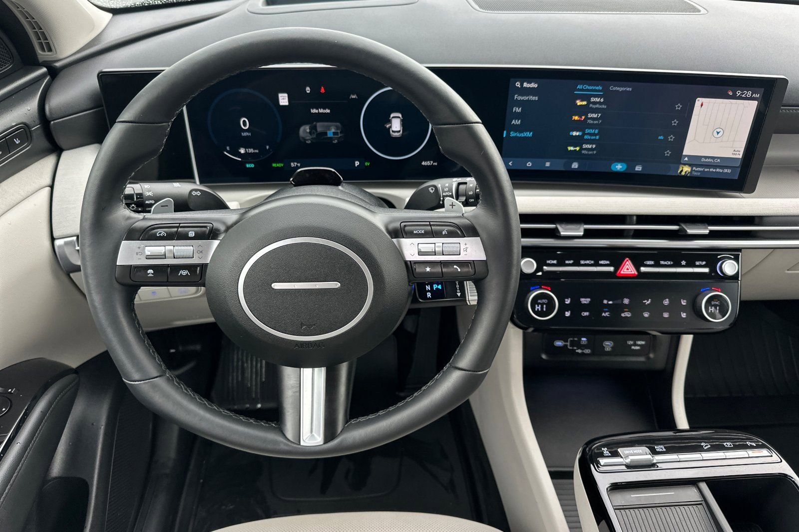 Used 2025 Hyundai Tucson Limited image 16