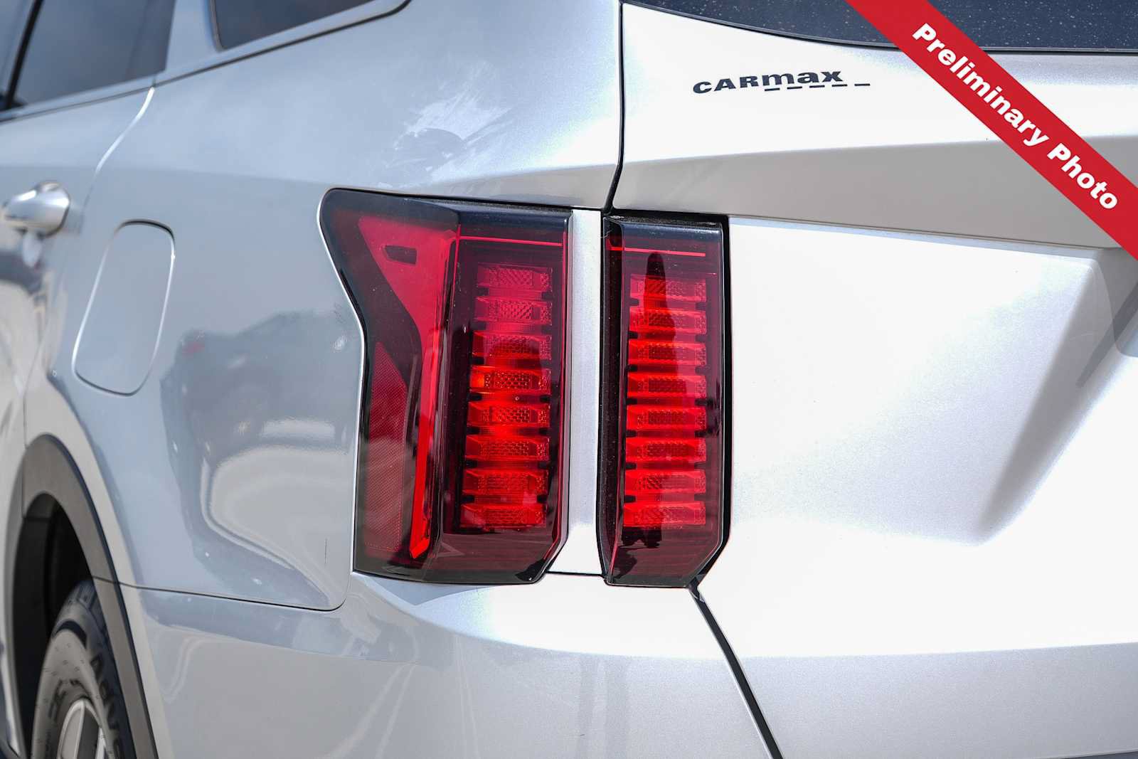 Used 2022 Kia Sorento S FWD image 9