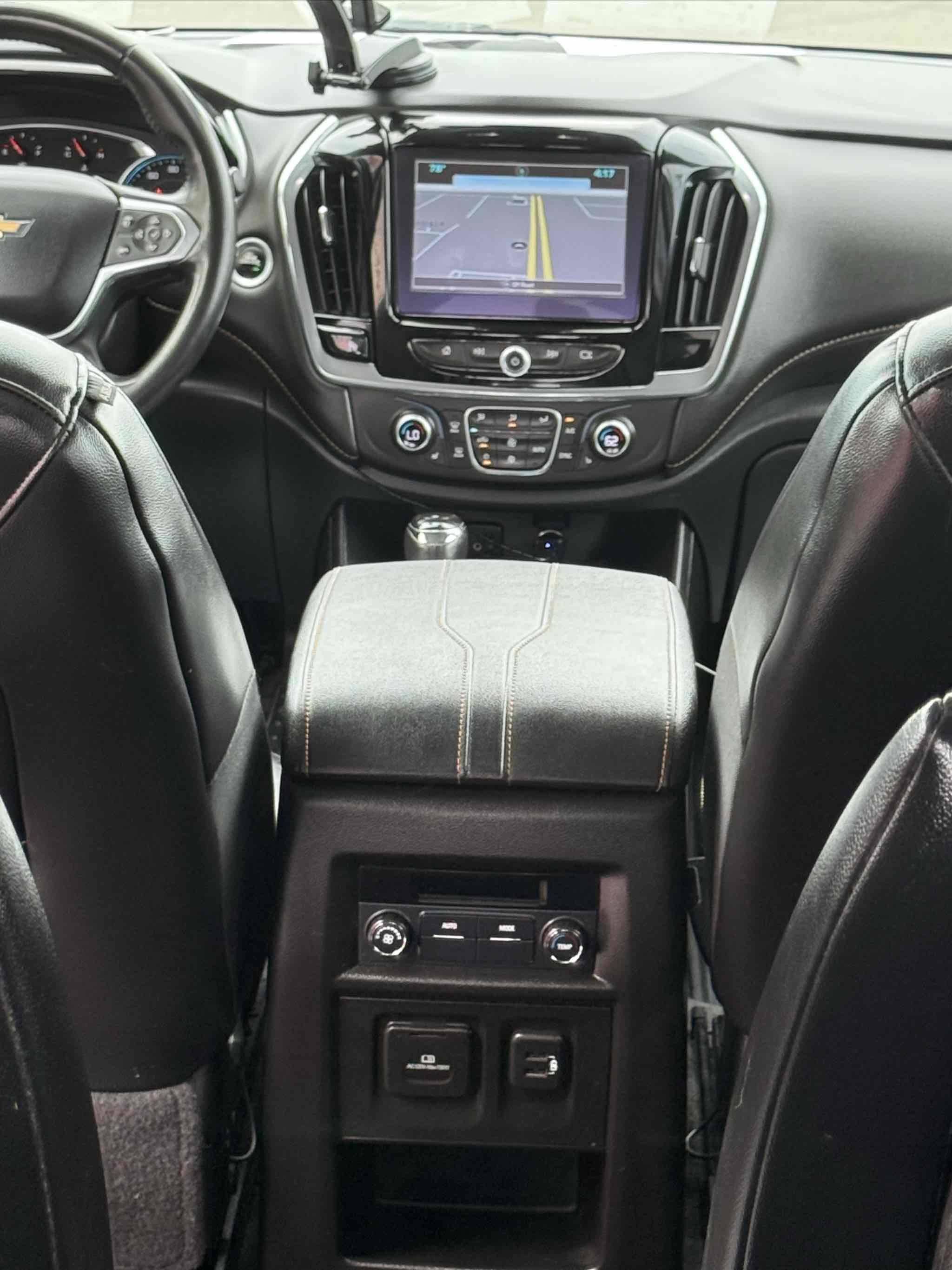 Used 2018 Chevrolet Traverse LT image 64