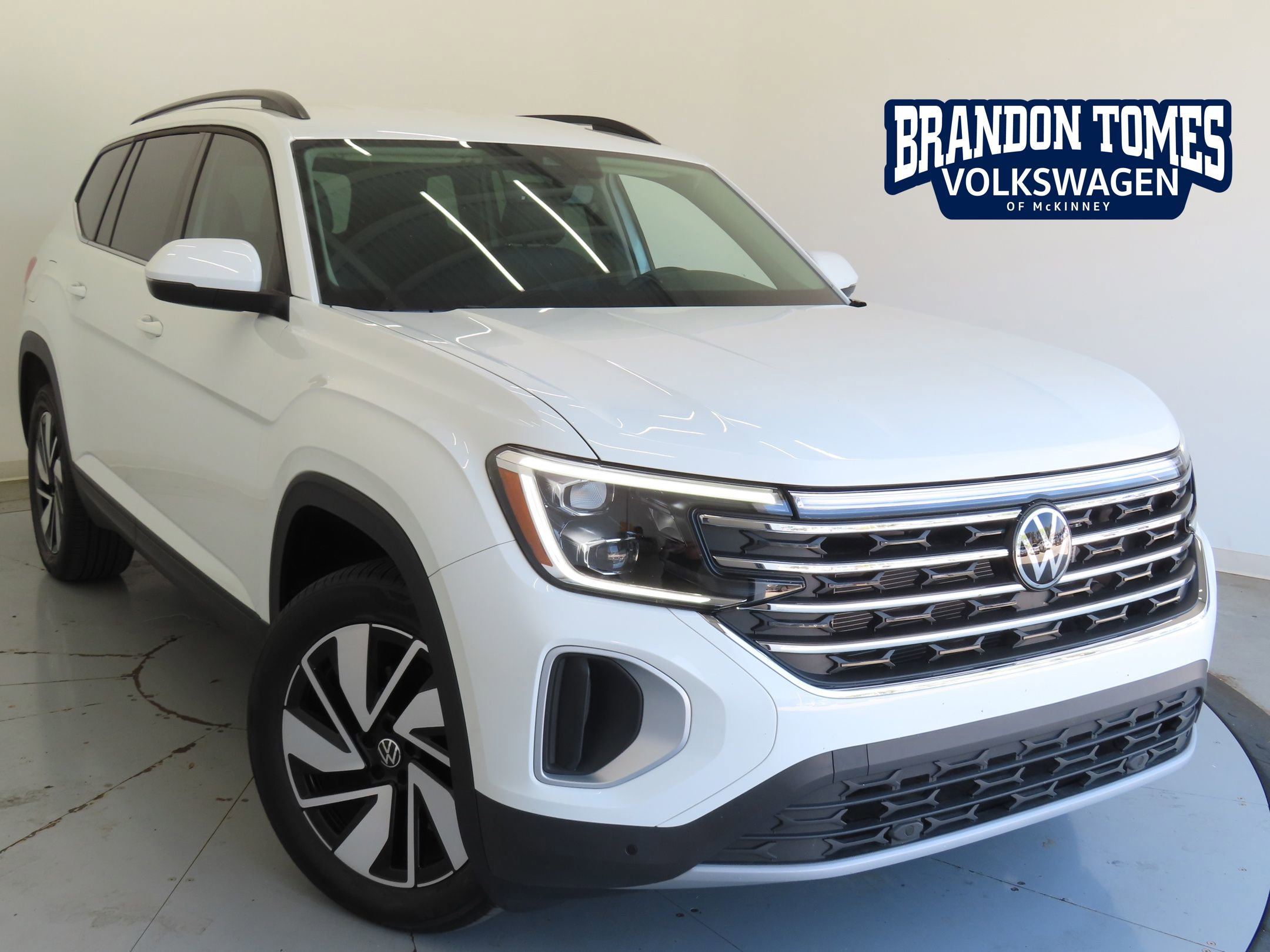 Used 2025 Volkswagen Atlas SE