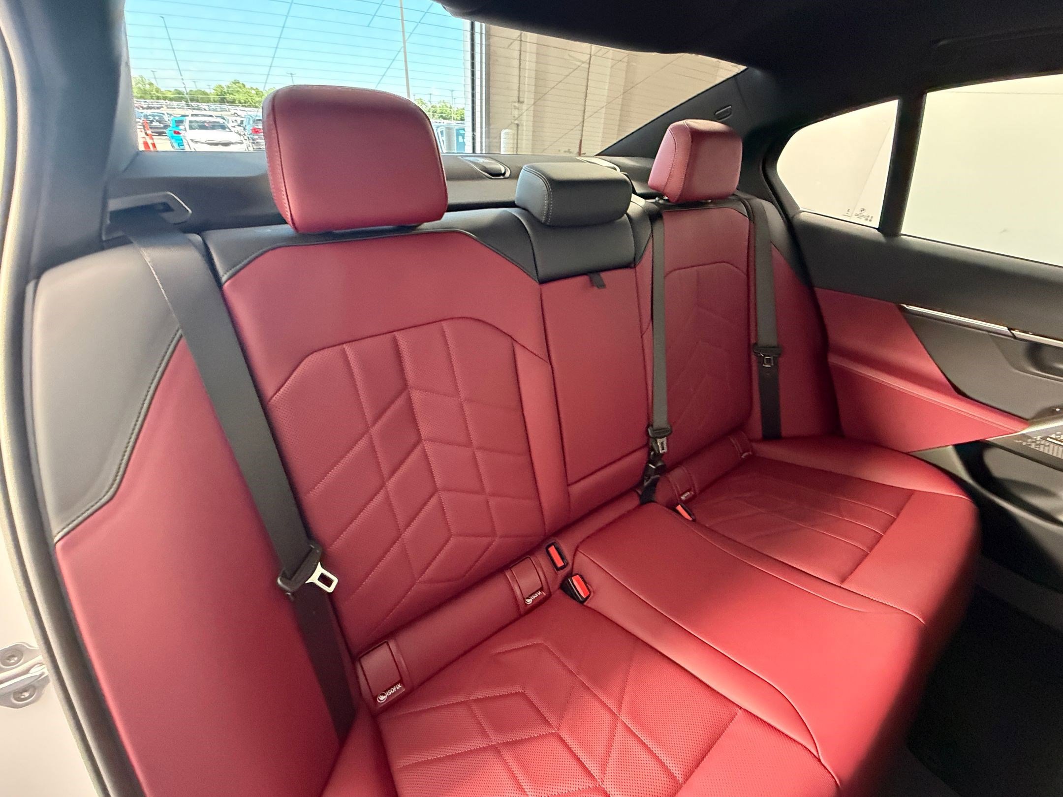 Certified 2025 BMW 530i w/ M Sport Package RWD image 32