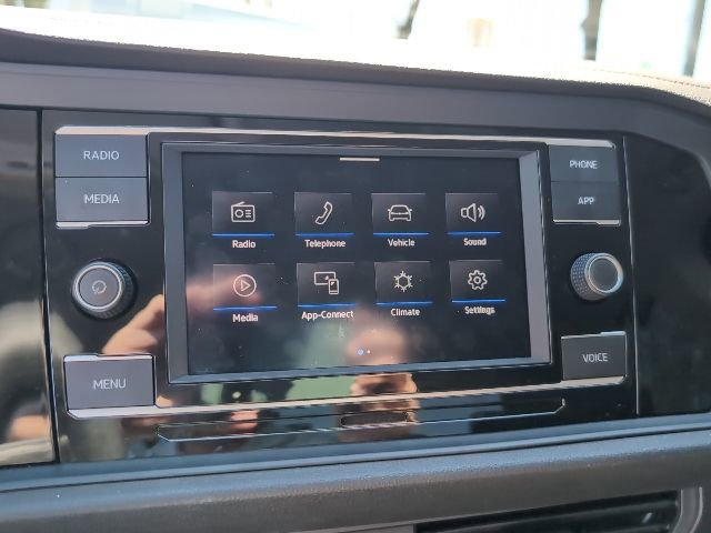 Used 2023 Volkswagen Jetta SE image 13