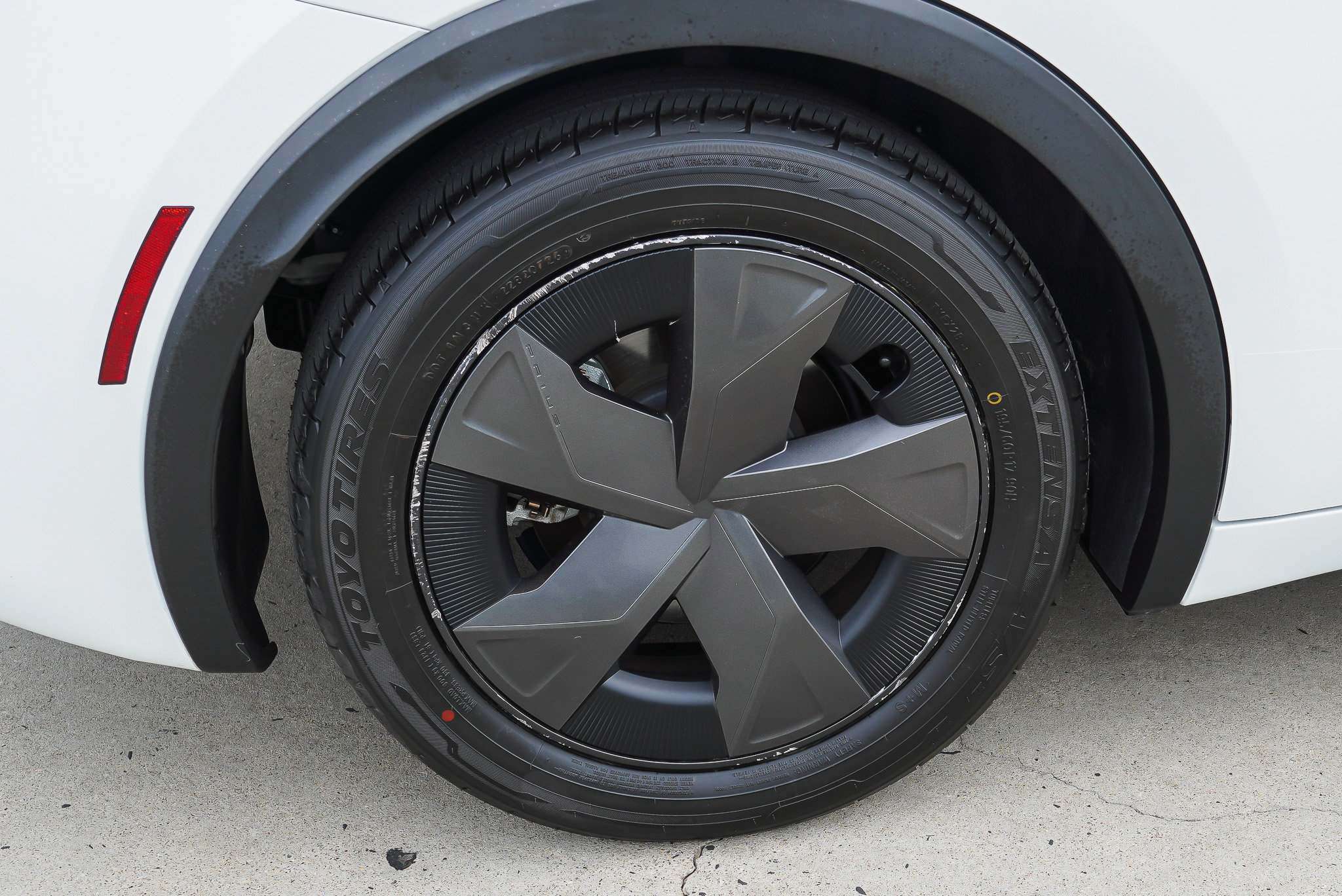 Certified 2024 Toyota Prius LE AWD/4WD image 11