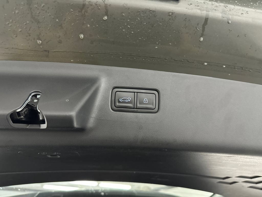Used 2024 Hyundai Santa Fe SEL FWD image 20