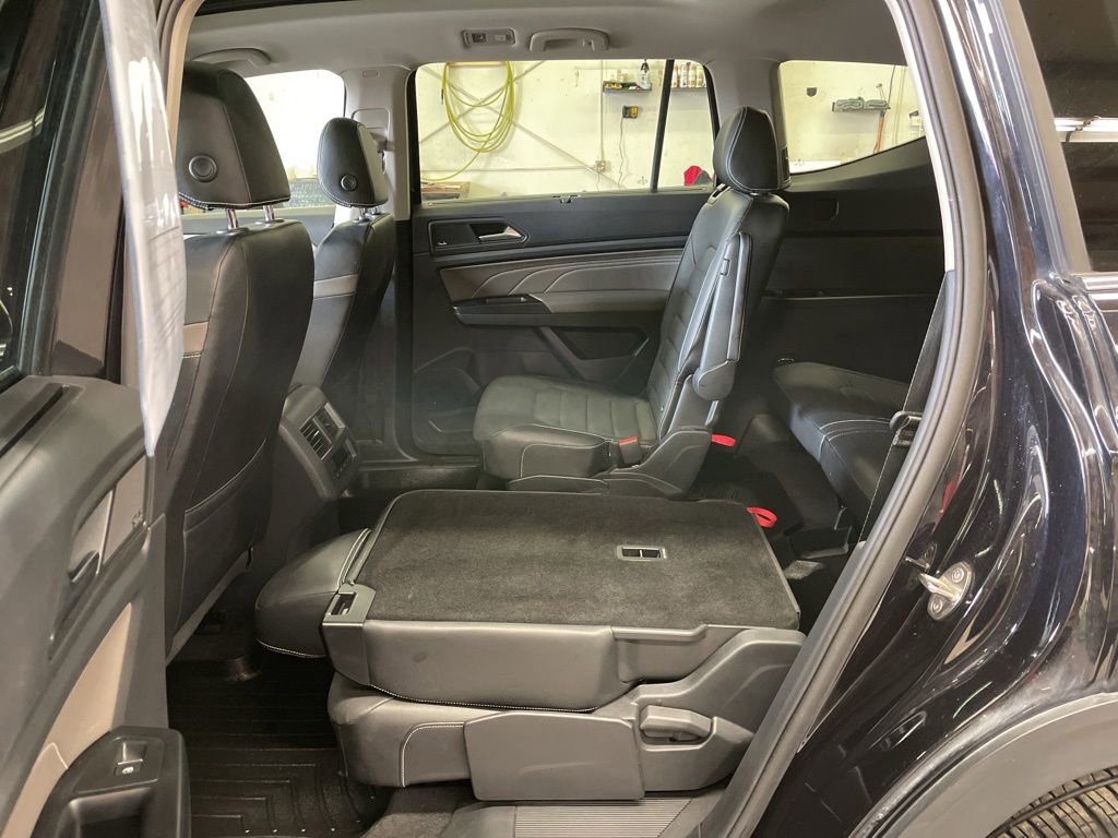 Used 2021 Volkswagen Atlas SEL Premium AWD/4WD image 30