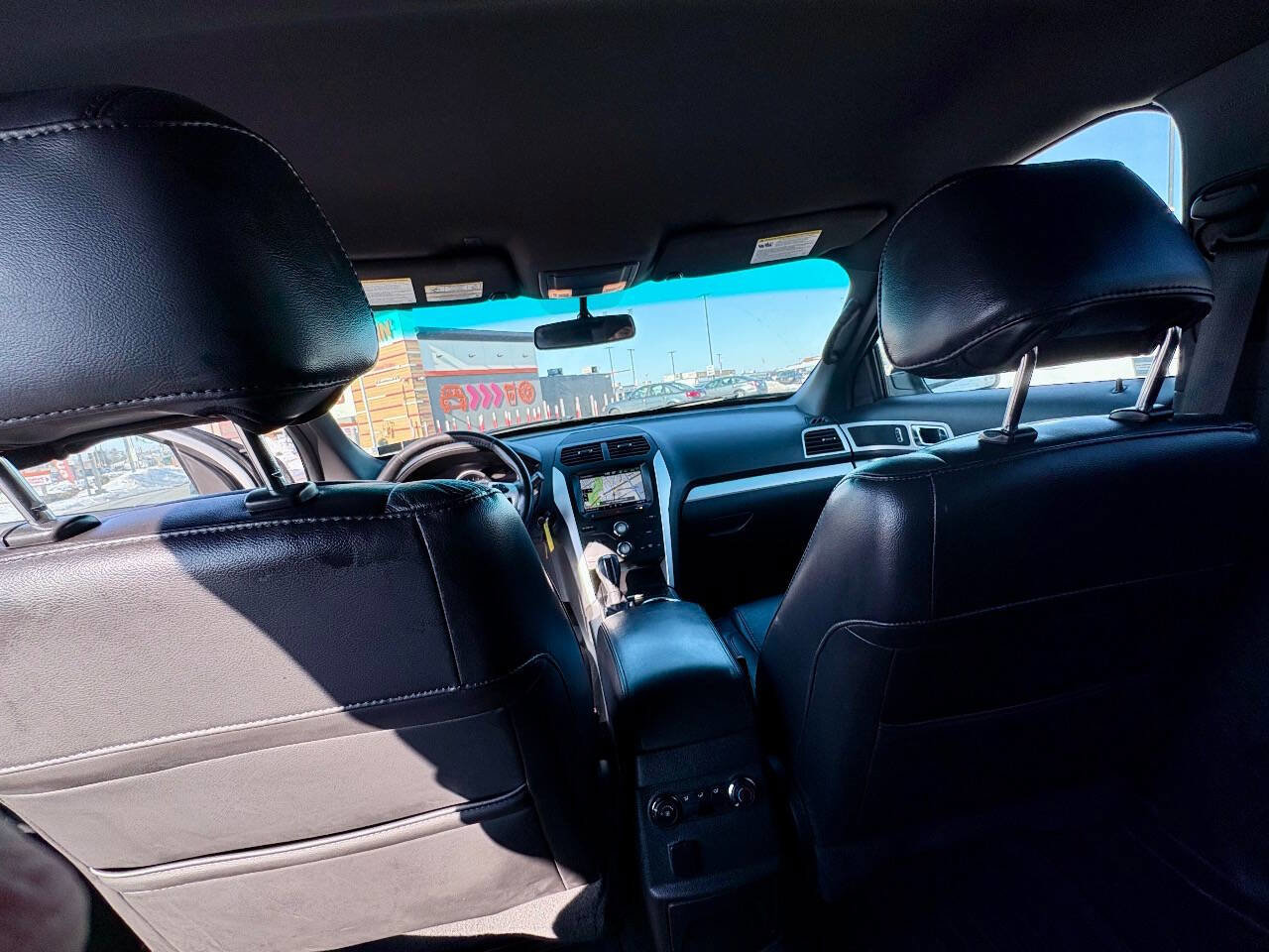 Used 2015 Ford Explorer XLT w/ Equipment Group 202B image 24