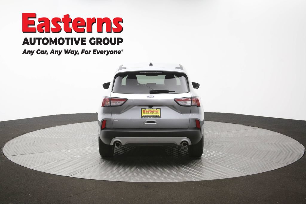 Used 2022 Ford Escape SE FWD image 38