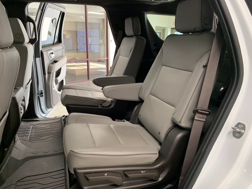 Used 2023 GMC Yukon SLT w/ SLT Premium Package AWD/4WD image 15