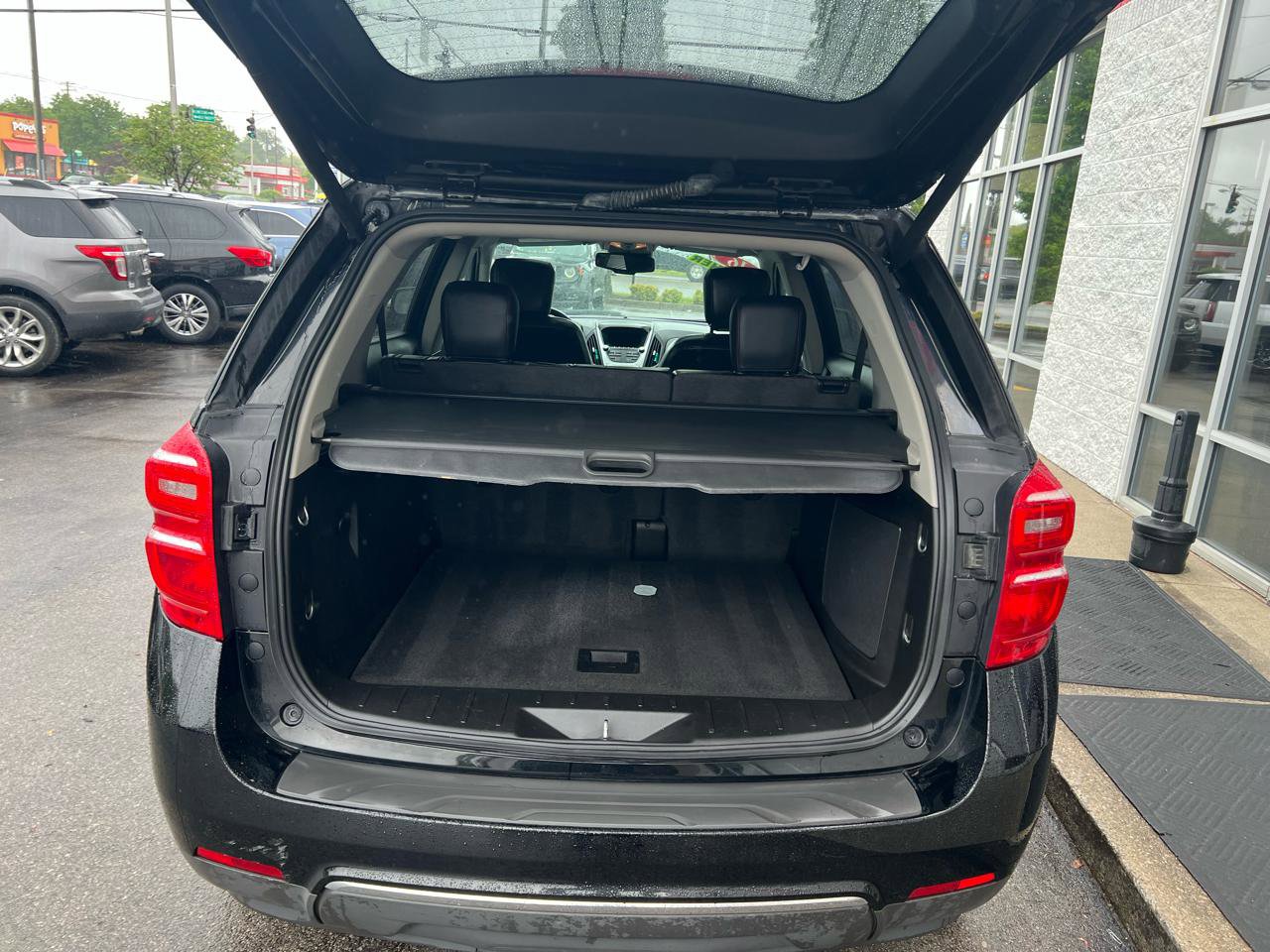 Used 2016 Chevrolet Equinox LTZ w/ Enhanced Convenience Package FWD image 15