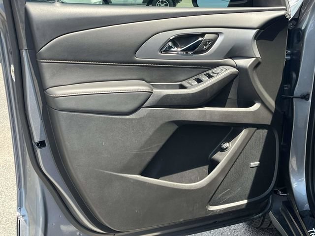 Used 2021 Chevrolet Traverse RS w/ LPO, Floor Liner Package FWD image 14