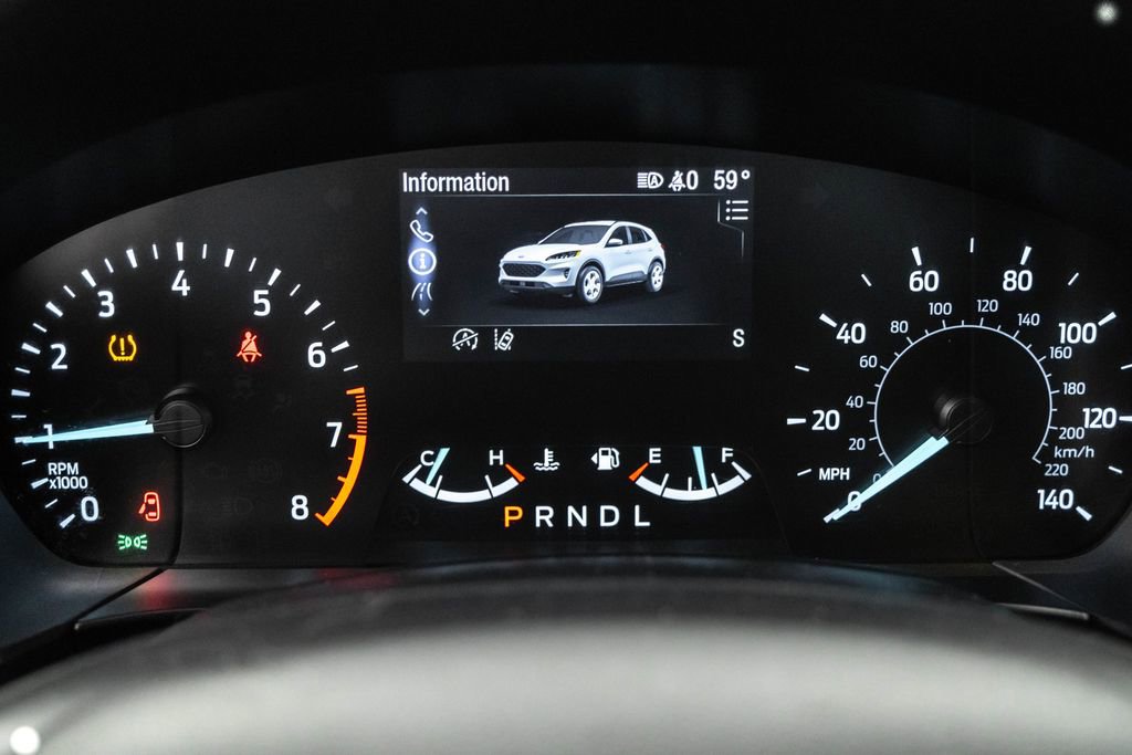 Used 2020 Ford Escape SE image 16