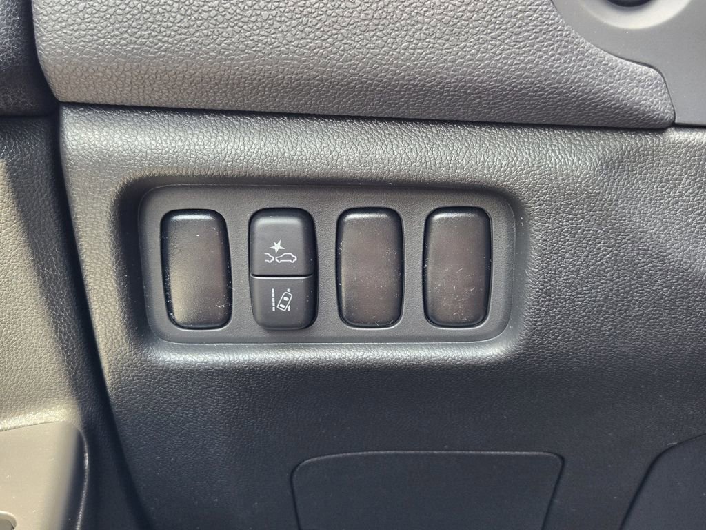 New 2026 Mitsubishi Outlander Sport LE AWD/4WD image 17