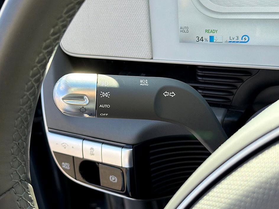 Used 2023 Hyundai Ioniq 5 SE image 18