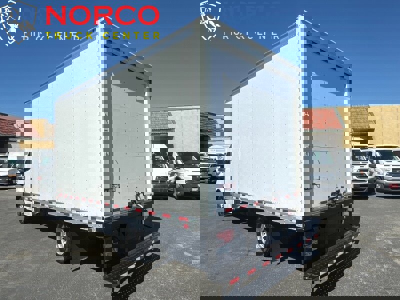 Used 2021 Freightliner Sprinter 3500 image 6