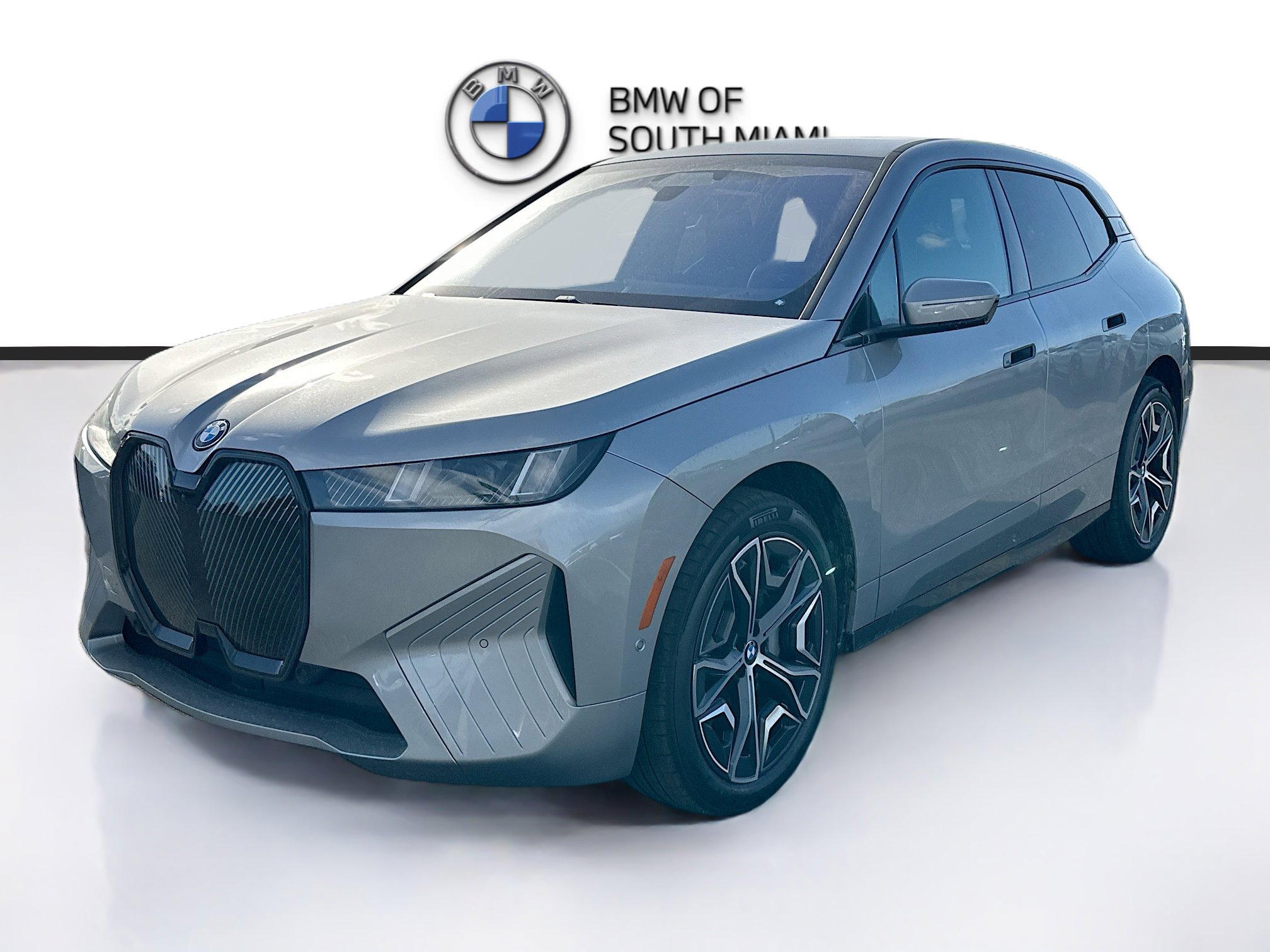 New 2026 BMW iX xDrive45 image 3