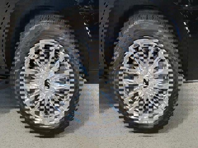 Certified 2021 Cadillac Escalade Premium Luxury RWD image 9