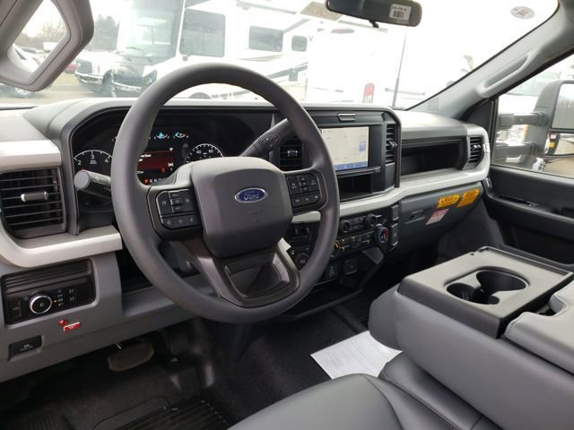 New 2025 Ford F350 XL w/ XL Chrome Package image 11