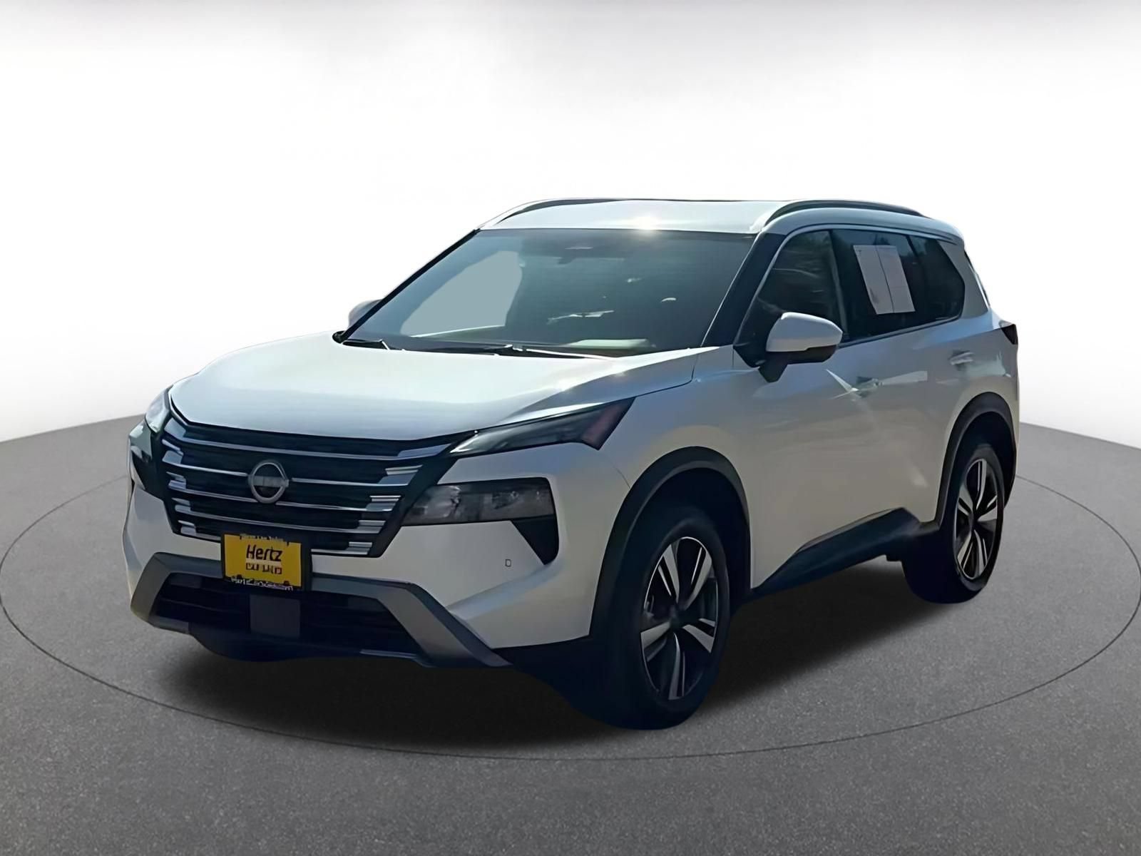 Used 2026 Nissan Rogue SL FWD image 6
