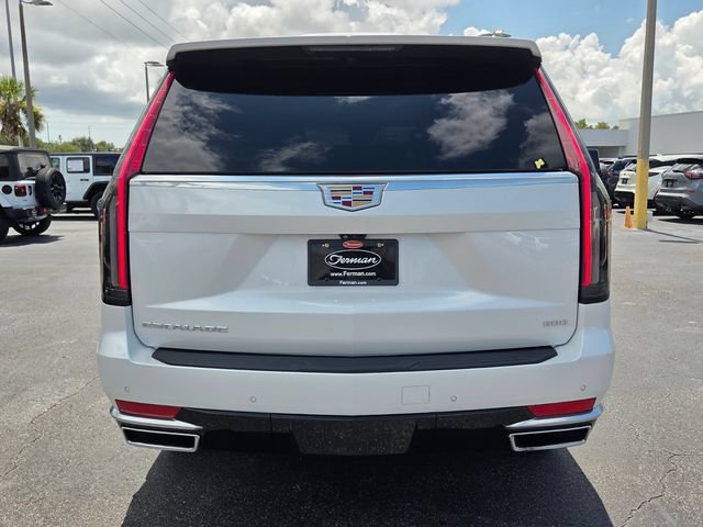 Used 2023 Cadillac Escalade Premium Luxury AWD/4WD image 6